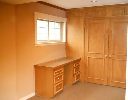 4th image of 3607 Galaxie Cir