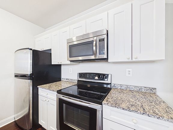 5th image of 201-59 N 8th St #915
