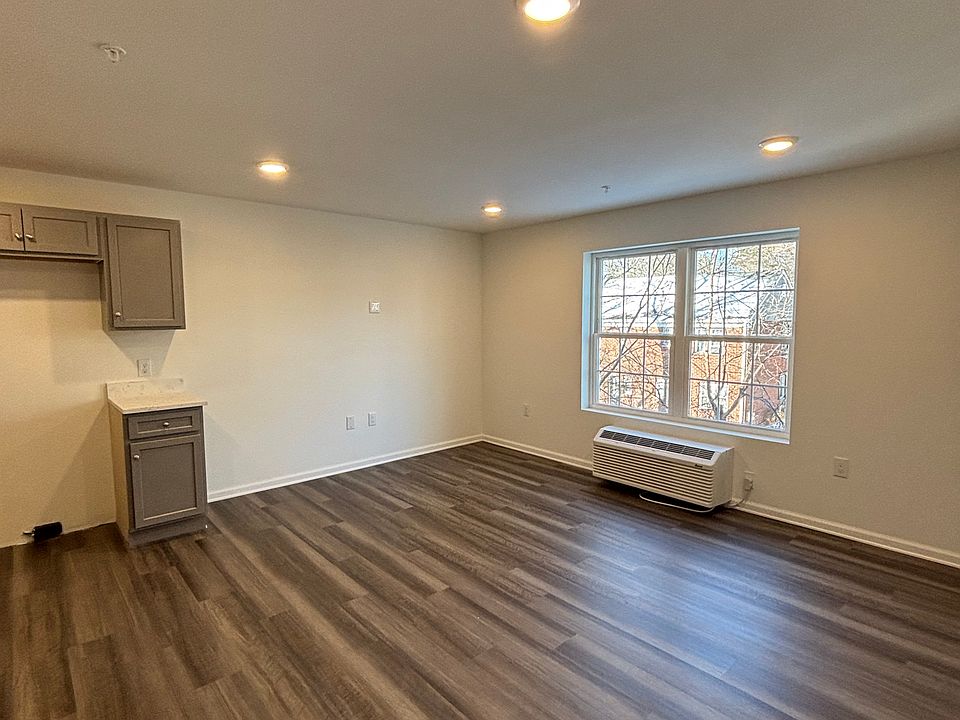 1st image of 1137 Stuyvesant Ave #205