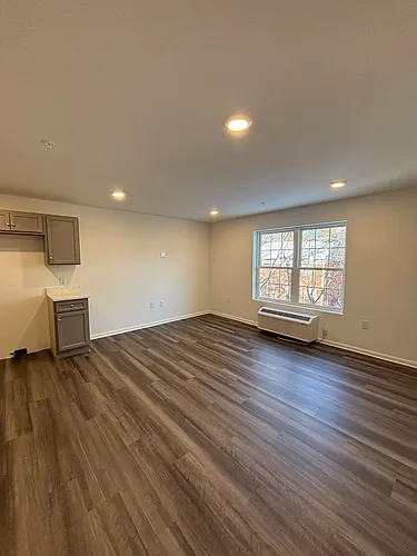 1137 Stuyvesant Ave Photo 1