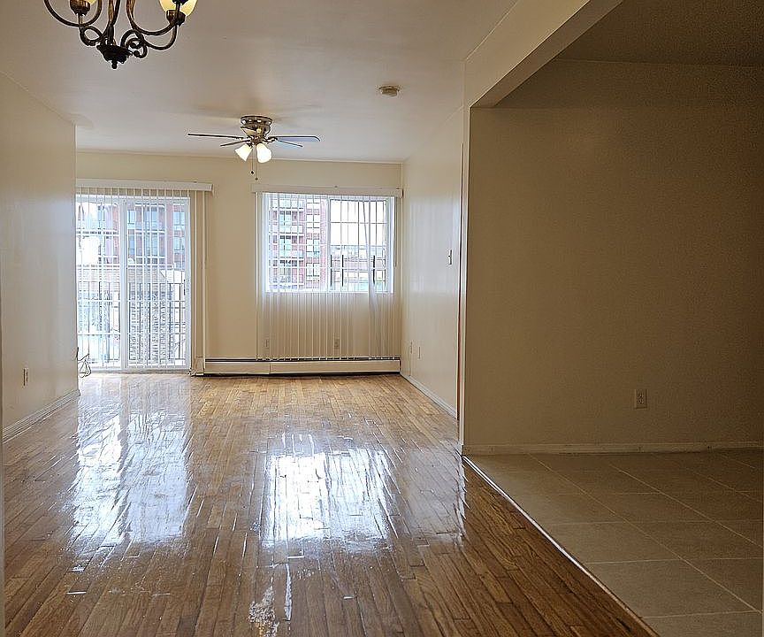1st image of 120 Veronica Pl #2