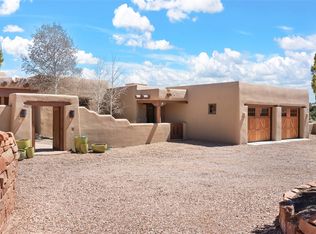 39 Sage Cir, Santa Fe, NM 87506