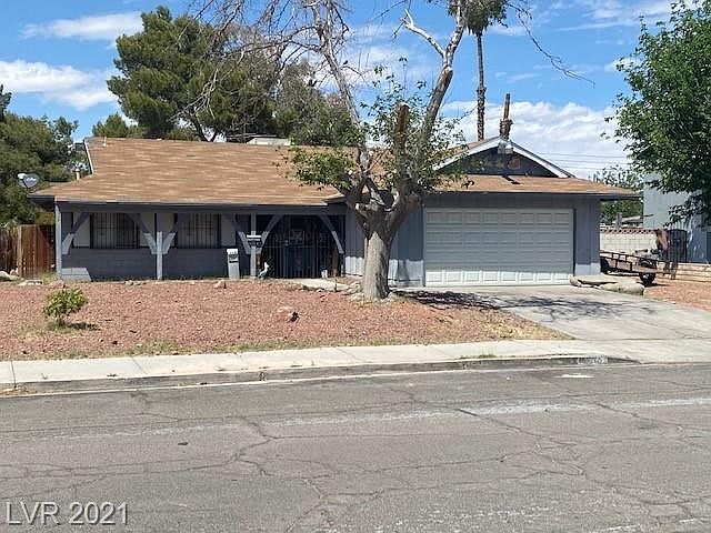 1st image of 2574 Capistrano Ave