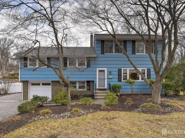 174 Grove Ave, Metuchen, NJ 08840