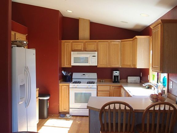 5th image of 212 Vista Del Mar St