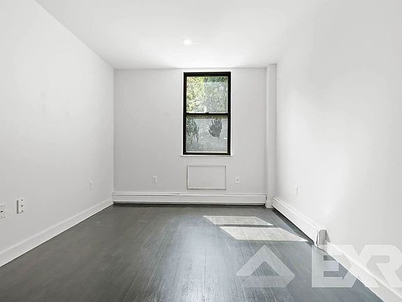 5th image of 260 Water St APT 3B
