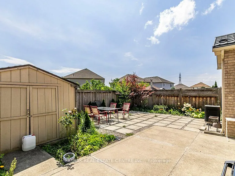 252 Thorner Dr #BASEMENT — Photo 8