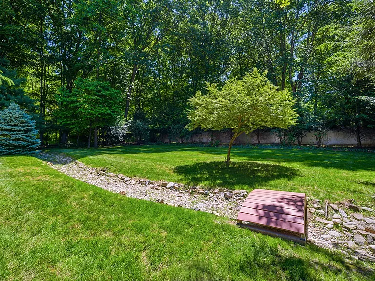 254 Sherwood Farm Rd — Photo 40