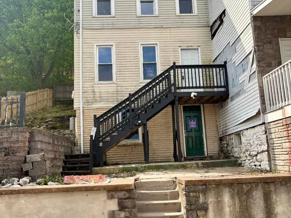 436 W Savory St, Pottsville, PA 17901