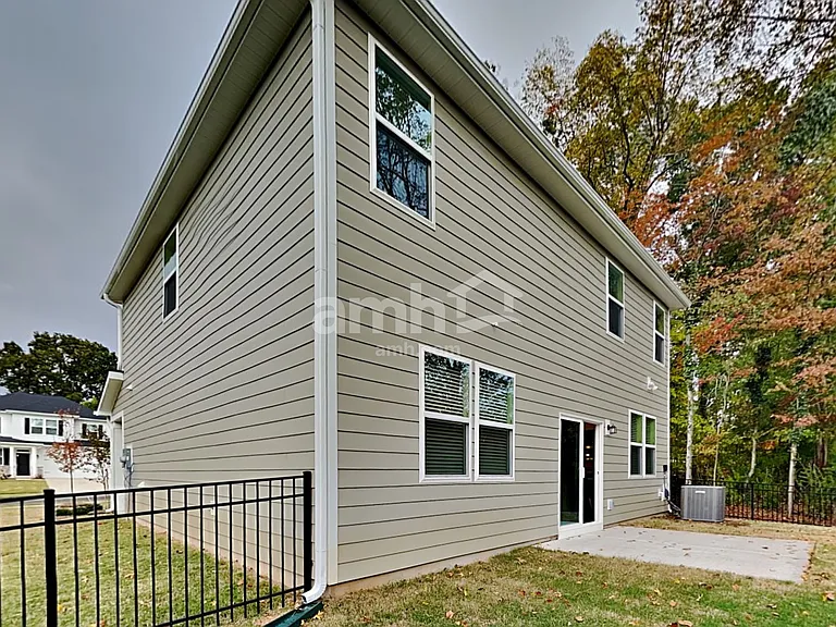 549 Rivermist Dr — Photo 21