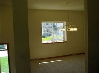 186 Cobham Ln, Sun Prairie, WI 53590