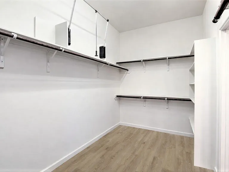 31507 Reston Cliff Ct — Photo 17