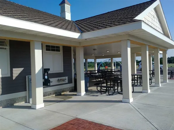 L126 Hanover Dr, Deforest, WI 53532