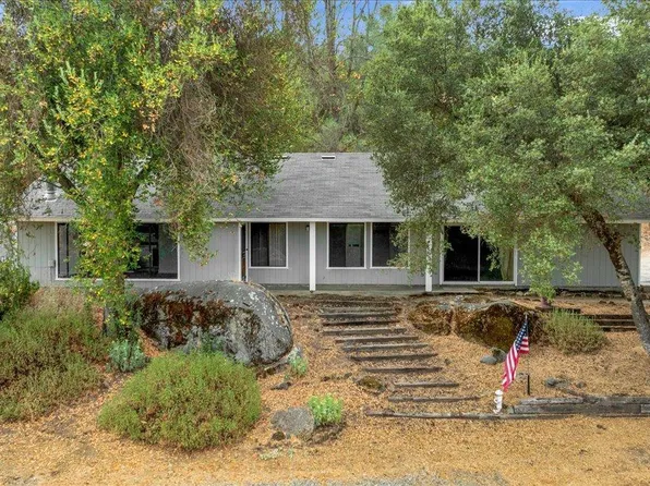 32392 Lodge Rd, Tollhouse, CA 93667