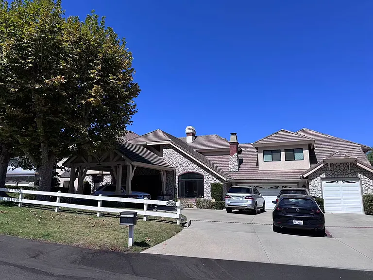 2505 Reata Pl — Photo 1