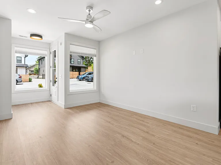 319 Wilkins St #C — Photo 4