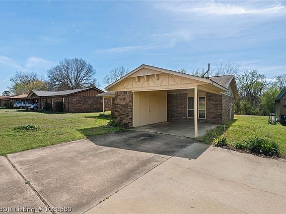 4th image of 407 Wyndy Height Dr