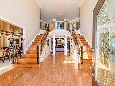 Center Foyer
