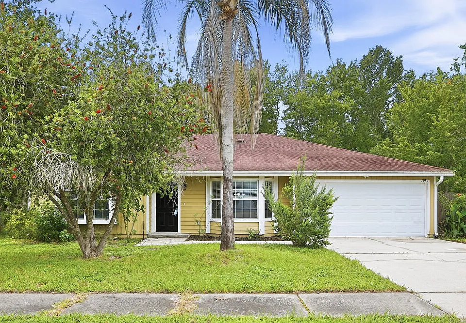 1986 Apopka Dr