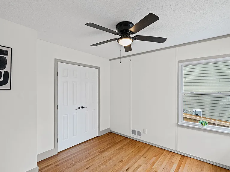 7809 Rosewood Dr — Photo 14