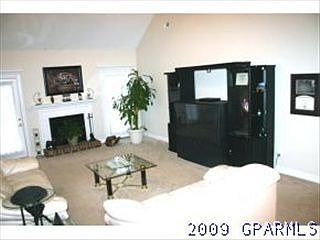 1st image of 2535 Graham St