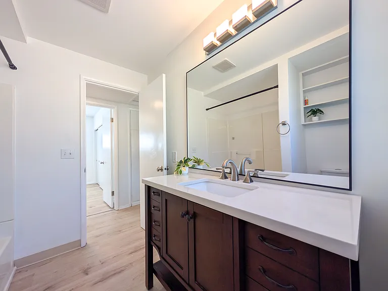 6025 NE Simpson St — Photo 24