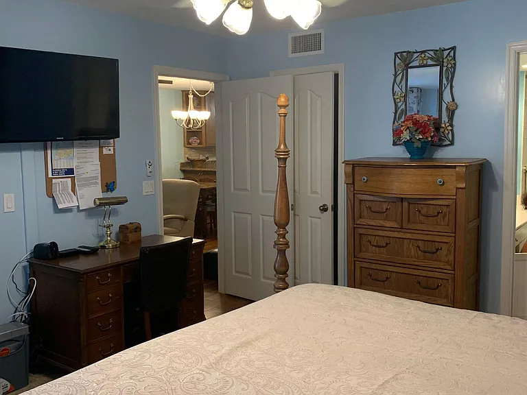 1901 S Roosevelt Blvd #108W — Photo 7