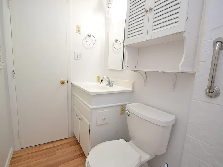 806 Kingswood Dr — Photo 37