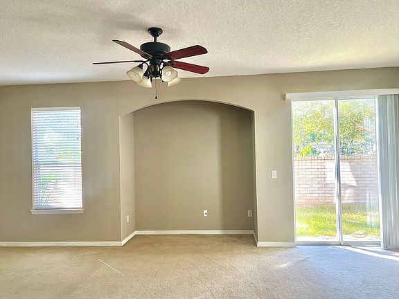 4th image of 3620 San Jacinto Cir