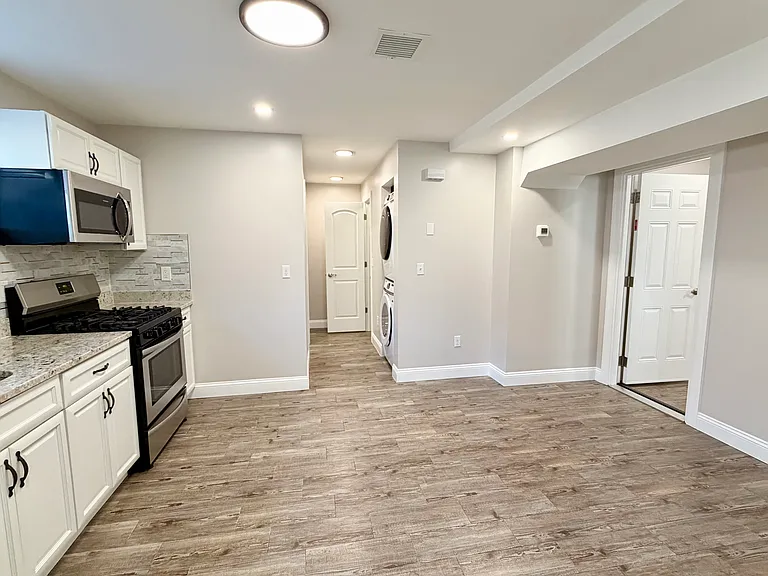 54 Buffington Ave #1 — Photo 3