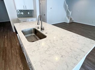 200 Wineberry Way, Yorktown, VA 23692