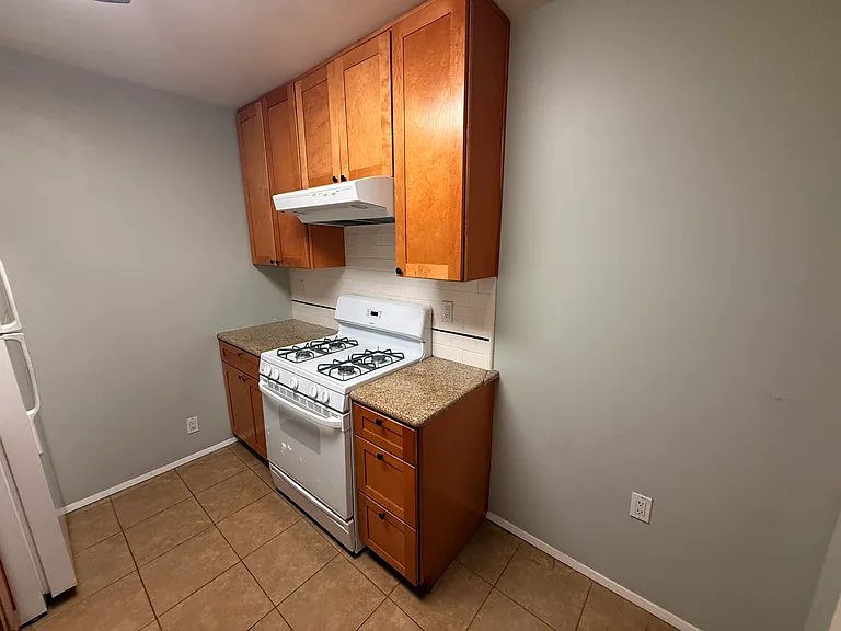 93 El Nido Ave — Photo 5