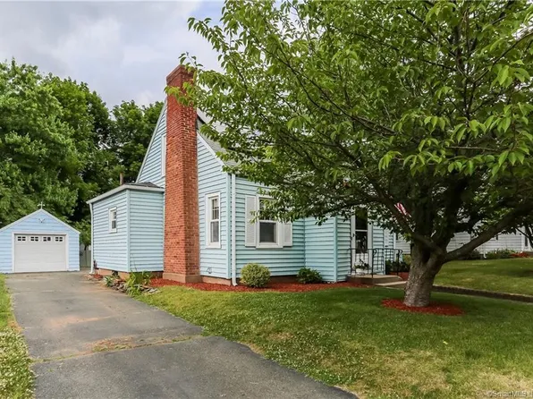 49 Westwood Street, Manchester, CT 06040