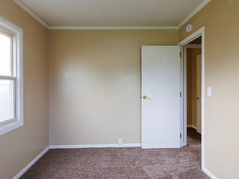 105 Mohawk Ct — Photo 12