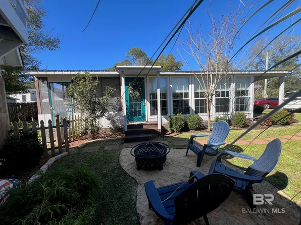 385 Cove Bayou Cir, Lillian, AL 36549