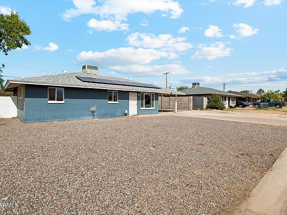 2nd image of 4908 E Granada Rd