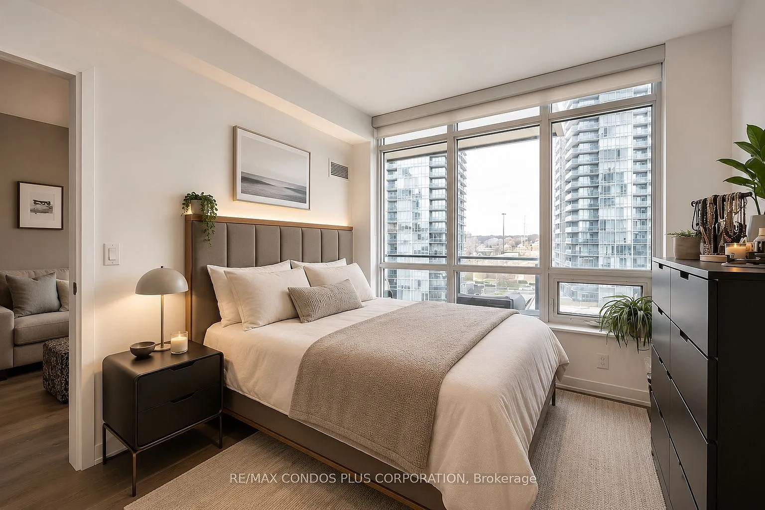1 bed, $2,100 — Photo 4
