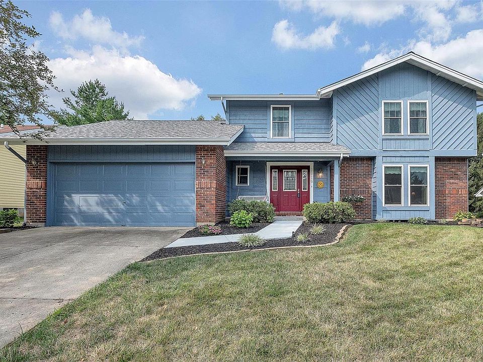 Lovingly maintained home near Bogey Hills Country Club!  Newer roof, HVAC, exterior paint, replacement windows, updated baths & finished lower level.
