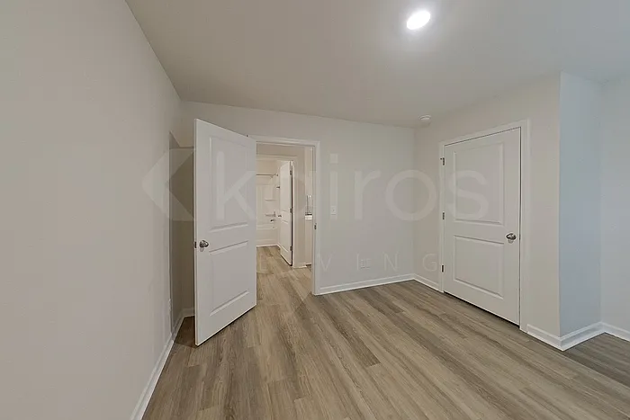 113 Inez Ave — Photo 13