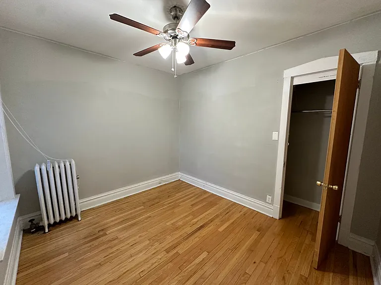 5219 N Christiana Ave — Photo 6