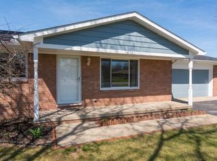 8150 Twilight Dr, Brighton, MI 48116