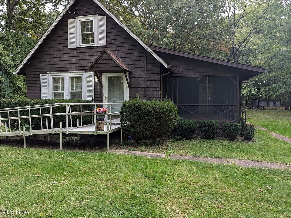 1st image of 75 Indian Hills Dr
