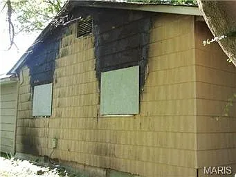 10050 Imperial Dr photo 1