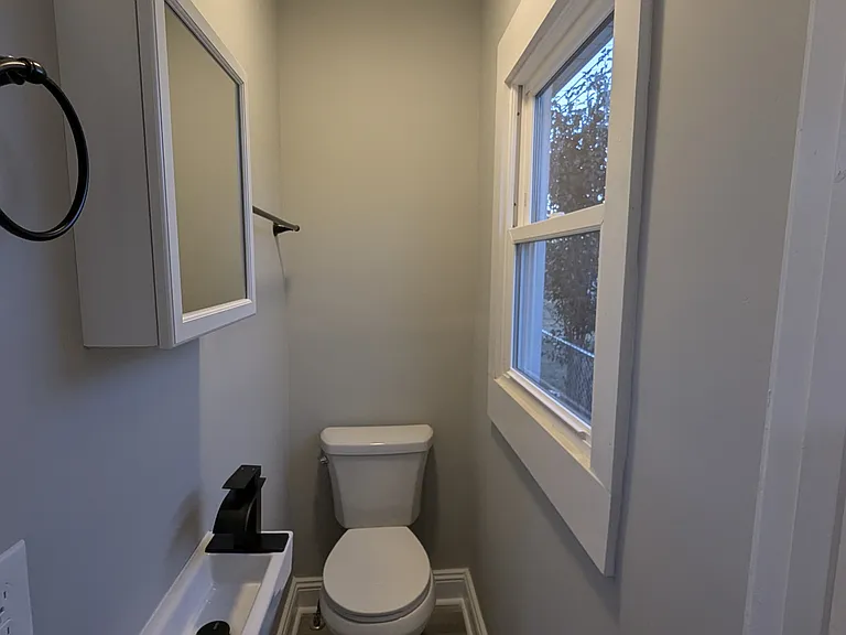 706 Zane Perkins Dr — Photo 5