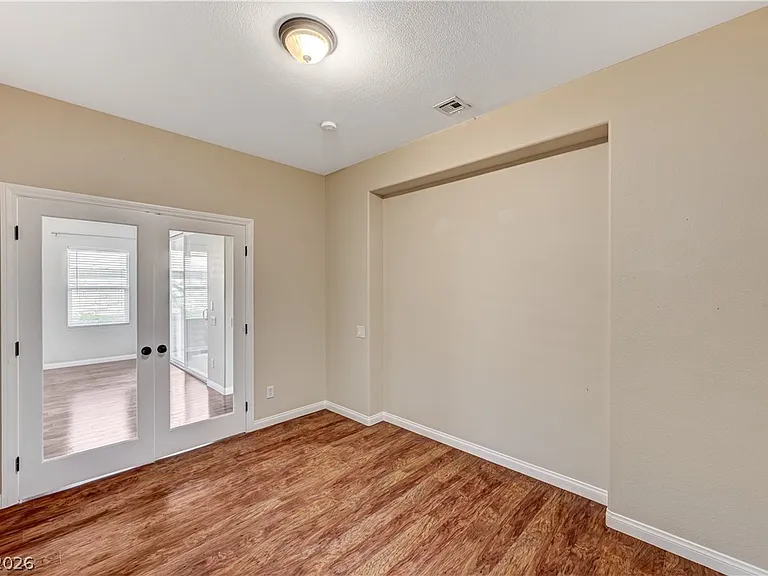 11131 Forever Sunset Ct — Photo 32