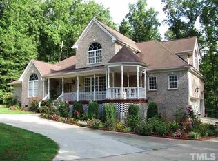 405 Get A Way Ln, Bahama, NC 27503