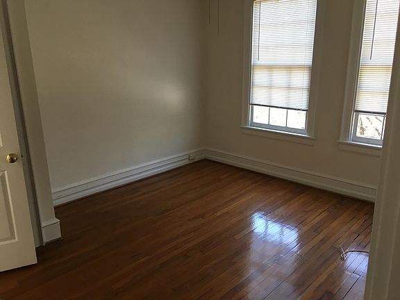 5th image of 209 S Boulevard APT 10