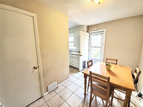 3rd image of 6834 Winchester Ave