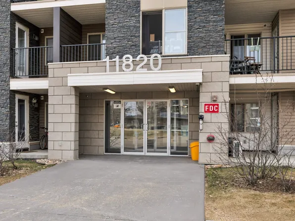 11820 22nd Ave SW #208, Edmonton, AB T6W 2A2