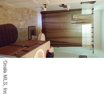 5th image of 800 NW 57th Ave